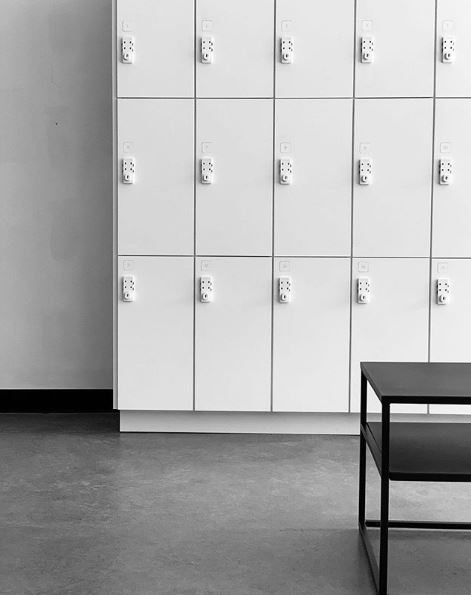Nanolam white lockers